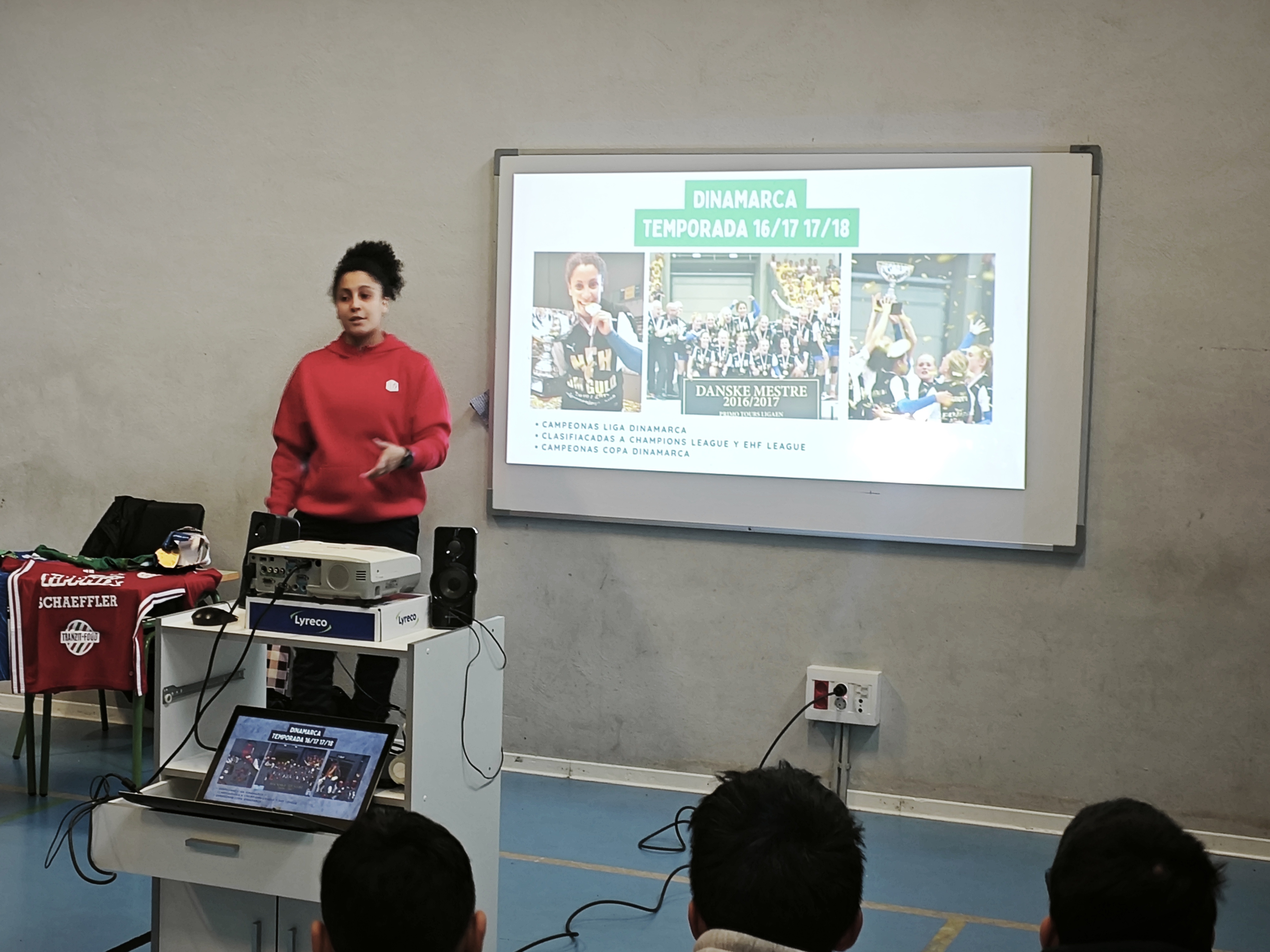 Charlas Mujeres Deportistas